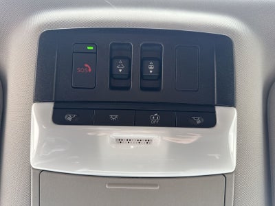 2026 Nissan Pathfinder Platinum Captain Chairs Package