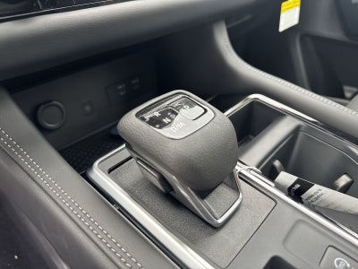 2026 Nissan Pathfinder Platinum Captain Chairs Package