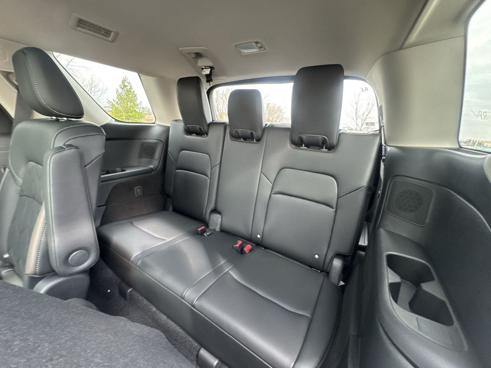 2026 Nissan Pathfinder Platinum Captain Chairs Package