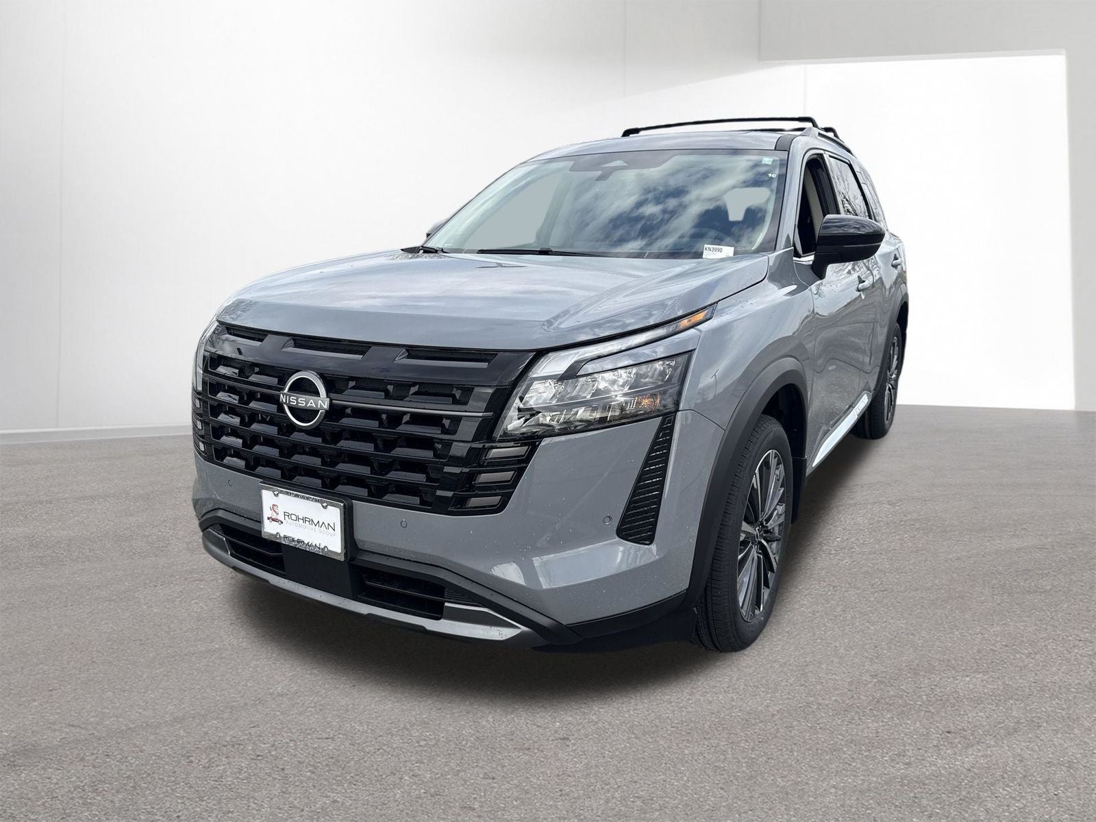 2026 Nissan Pathfinder Platinum Captain Chairs Package