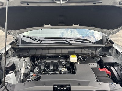 2026 Nissan Pathfinder Platinum Captain Chairs Package