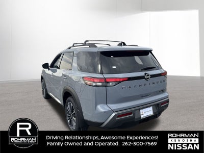 2026 Nissan Pathfinder Platinum Captain Chairs Package