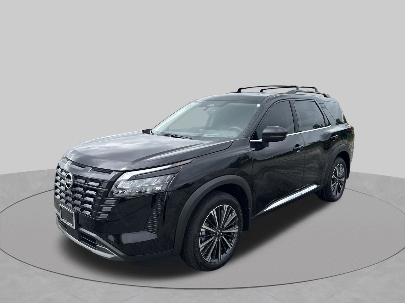 2026 Nissan Pathfinder Platinum Captain's Chairs Package