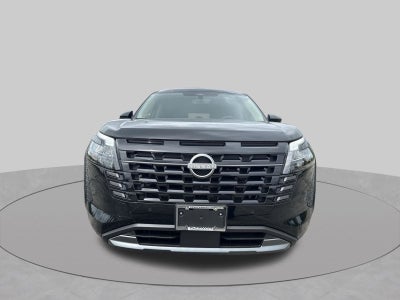 2026 Nissan Pathfinder Platinum Captain's Chairs Package