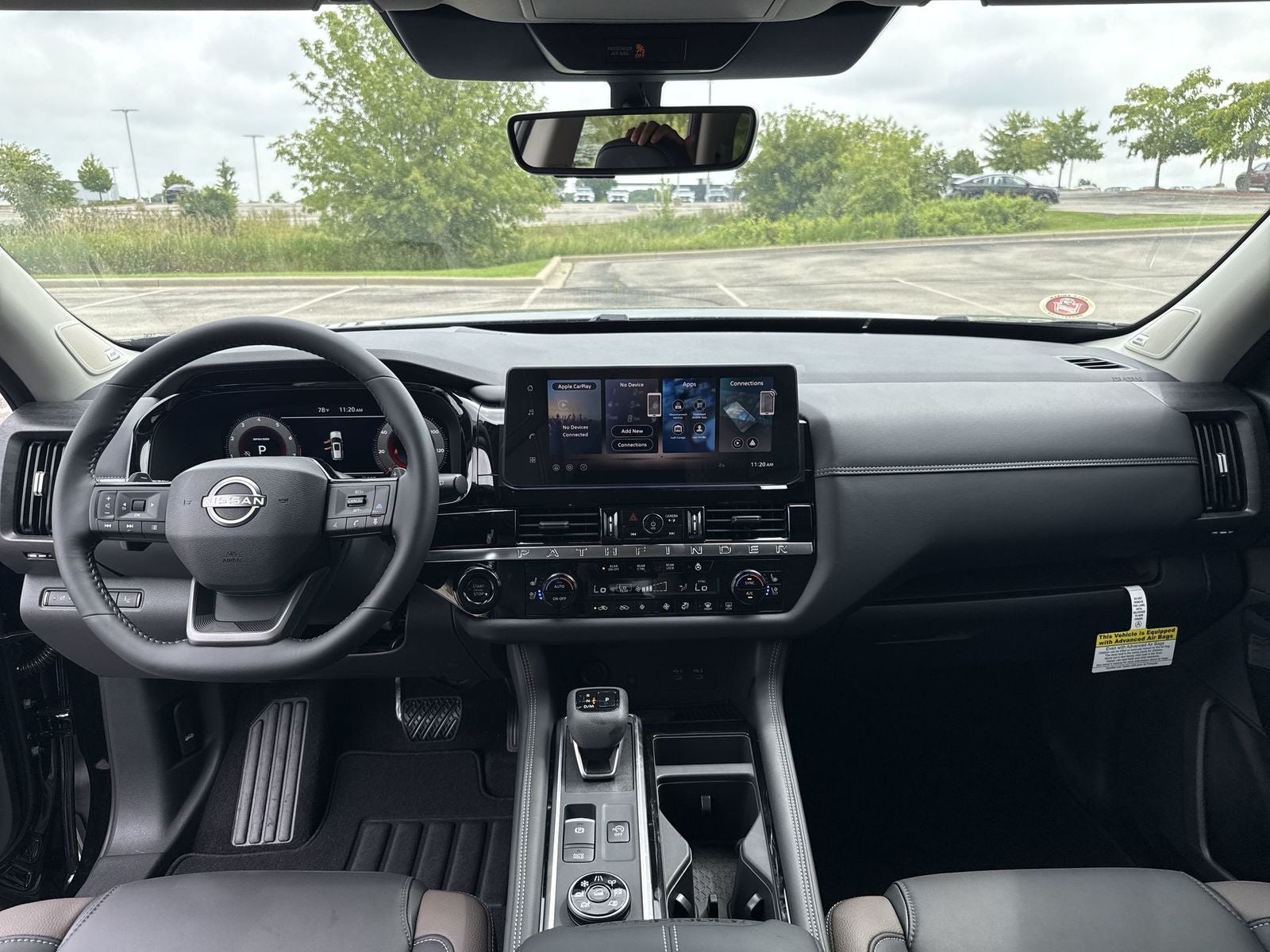 2026 Nissan Pathfinder Platinum Captain's Chairs Package