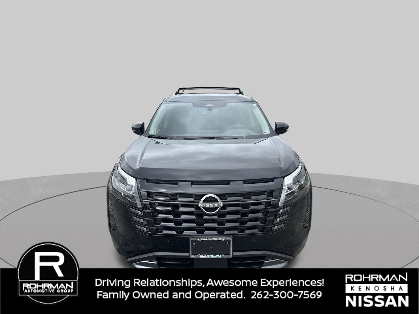 2026 Nissan Pathfinder Platinum Captain's Chairs Package
