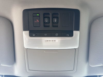 2026 Nissan Pathfinder Platinum Captain's Chairs Package