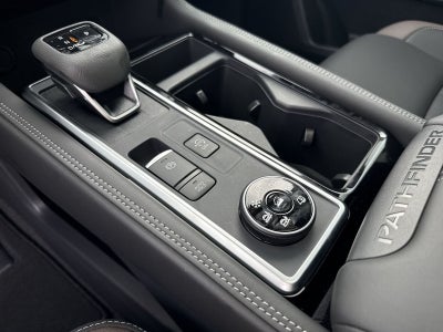 2026 Nissan Pathfinder Platinum Captain's Chairs Package