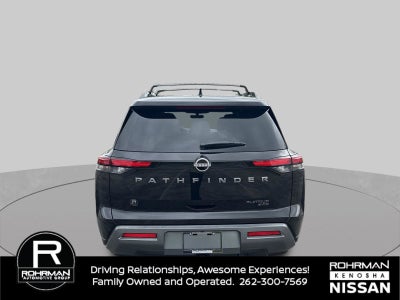 2026 Nissan Pathfinder Platinum Captain's Chairs Package