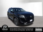 2026 Nissan Pathfinder Platinum Captain Chairs Package