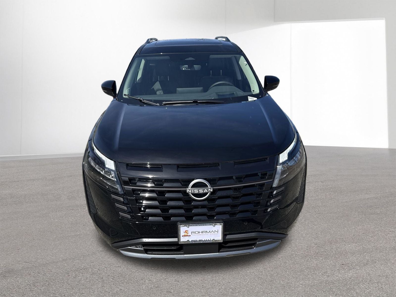 2026 Nissan Pathfinder Platinum Captain Chairs Package