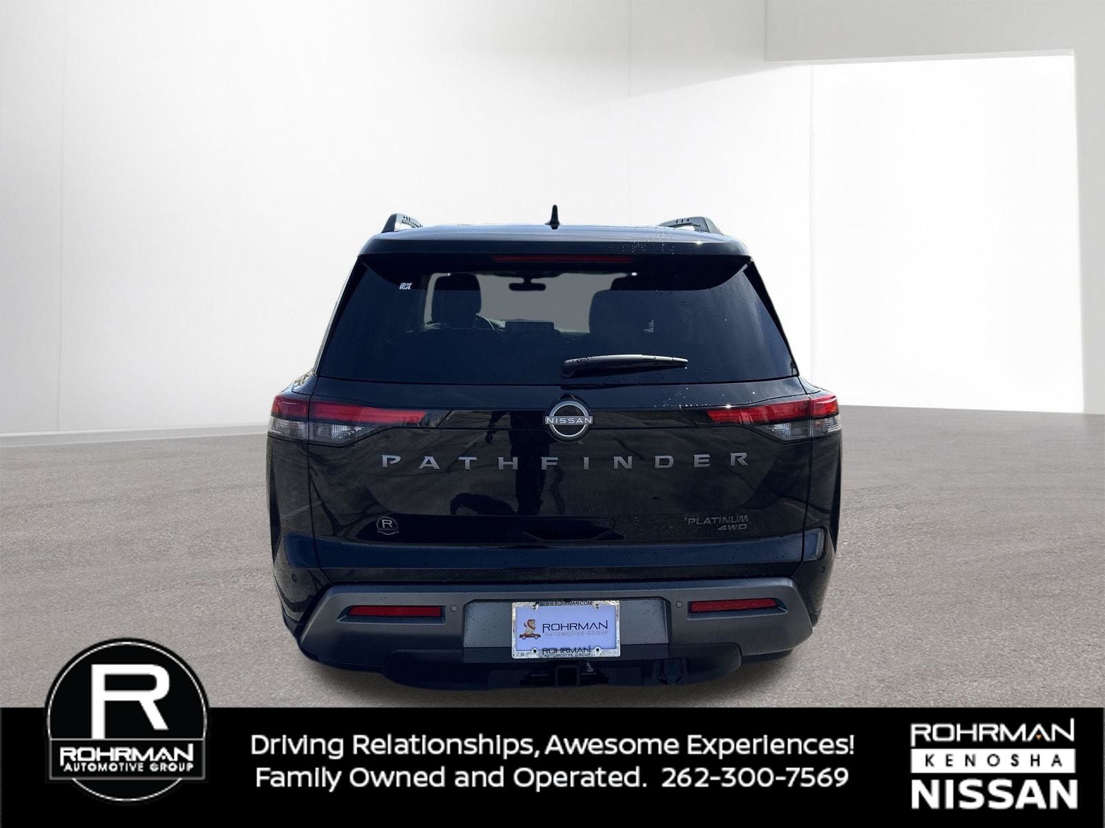 2026 Nissan Pathfinder Platinum Captain Chairs Package