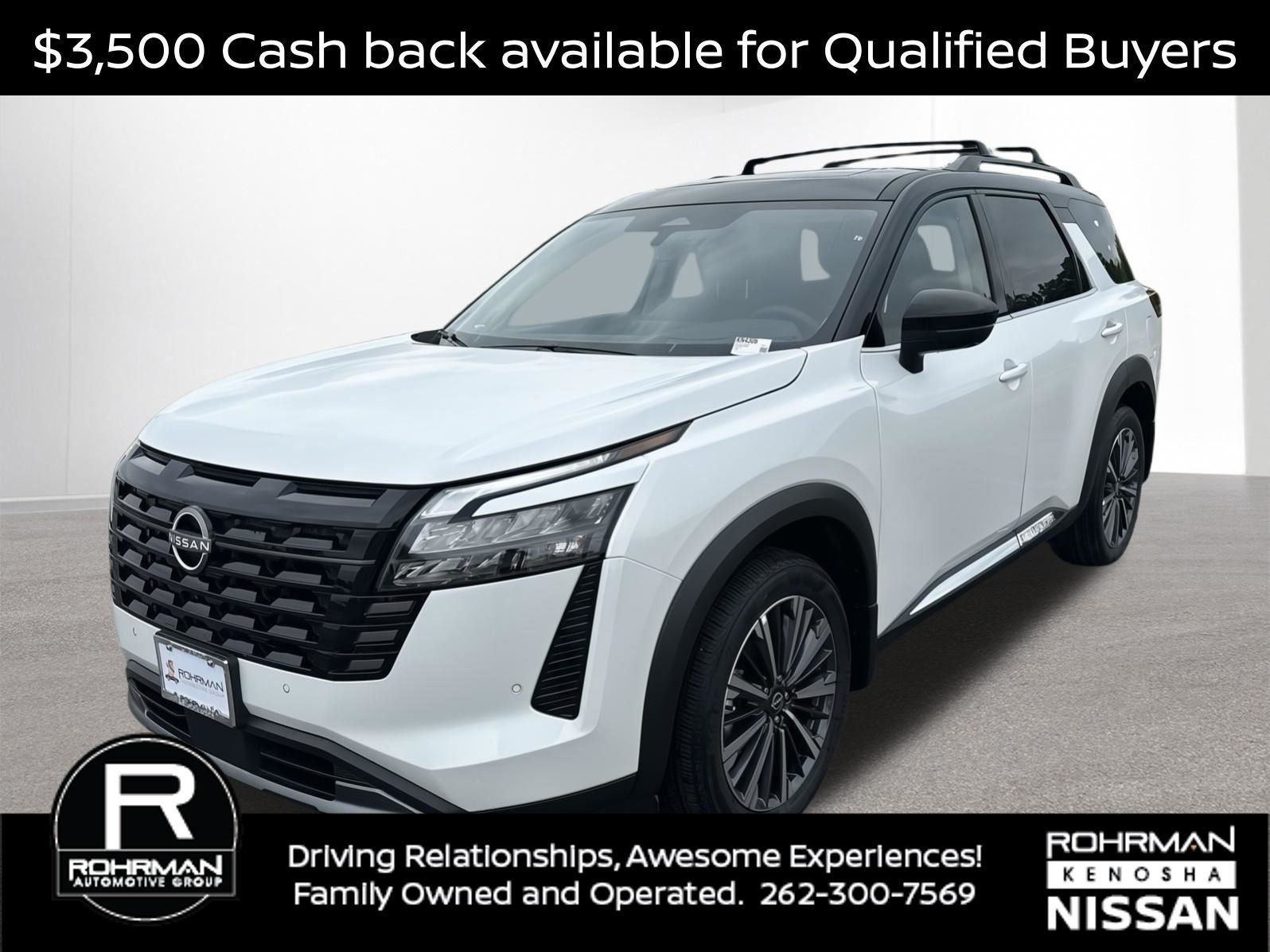 2026 Nissan Pathfinder Platinum Captain Chairs Package