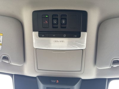 2026 Nissan Pathfinder Platinum Captain Chairs Package