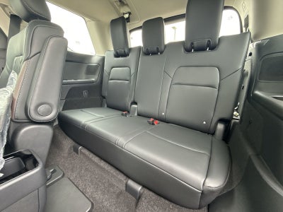 2026 Nissan Pathfinder Platinum Captain Chairs Package