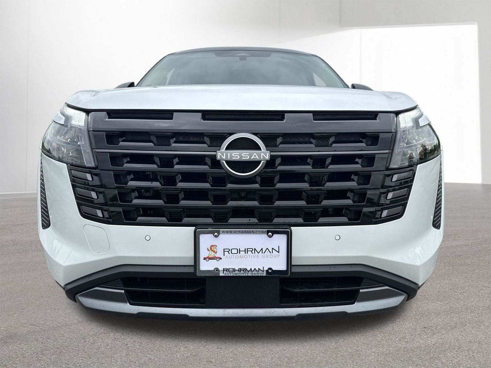 2026 Nissan Pathfinder Platinum Captain Chairs Package