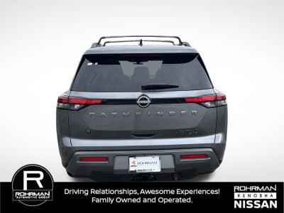 2026 Nissan Pathfinder Platinum