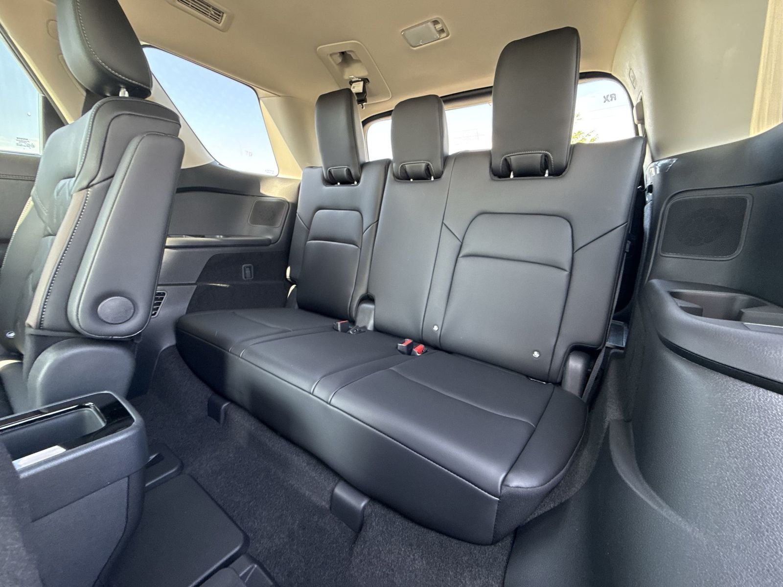 2026 Nissan Pathfinder Platinum Captain Chairs Package