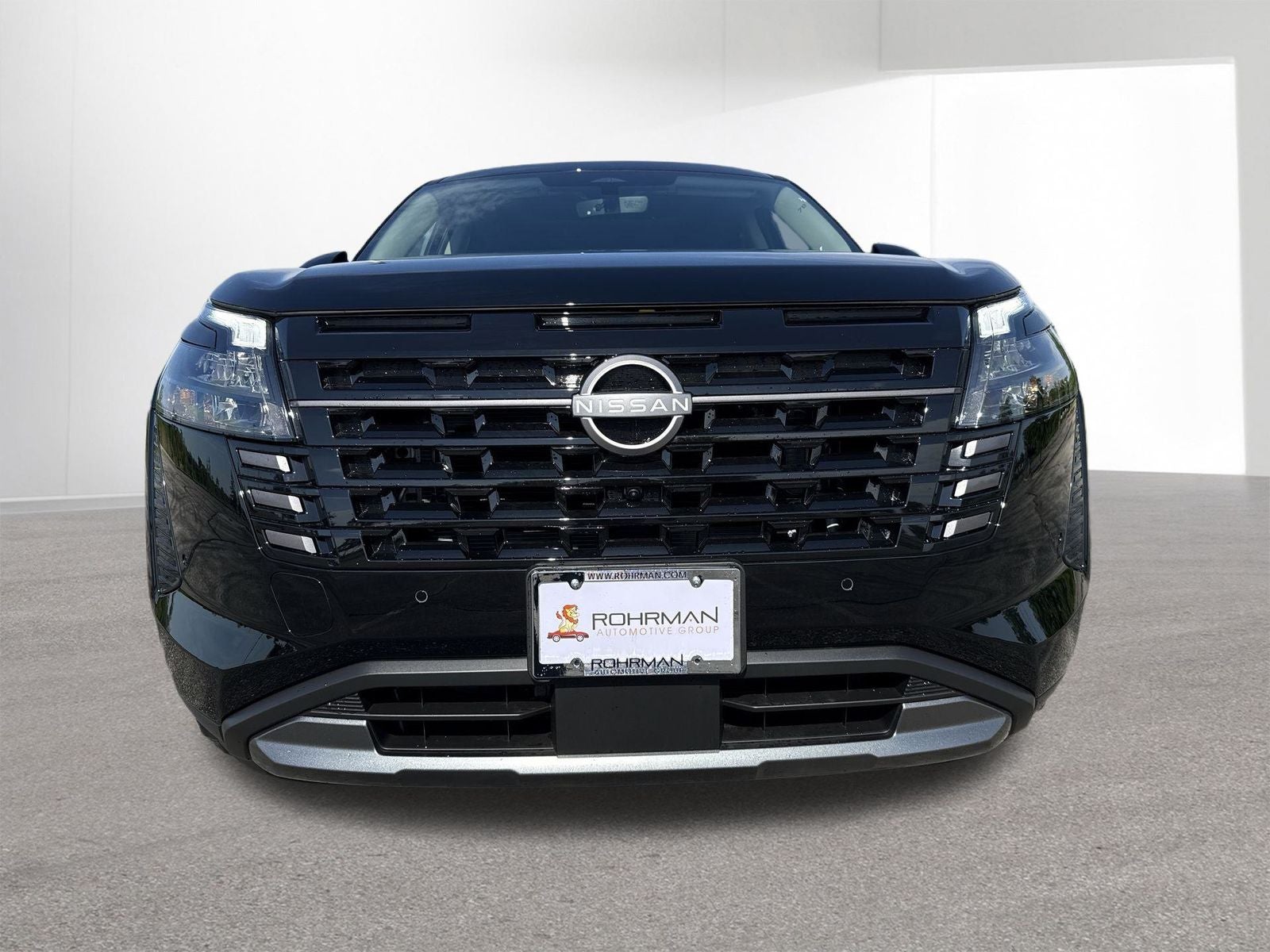 2026 Nissan Pathfinder Platinum Captain Chairs Package