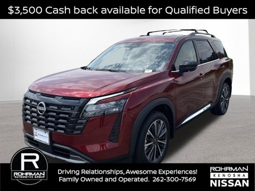 2026 Nissan Pathfinder Platinum Captain Chairs Package