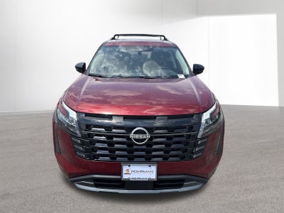 2026 Nissan Pathfinder Platinum Captain Chairs Package
