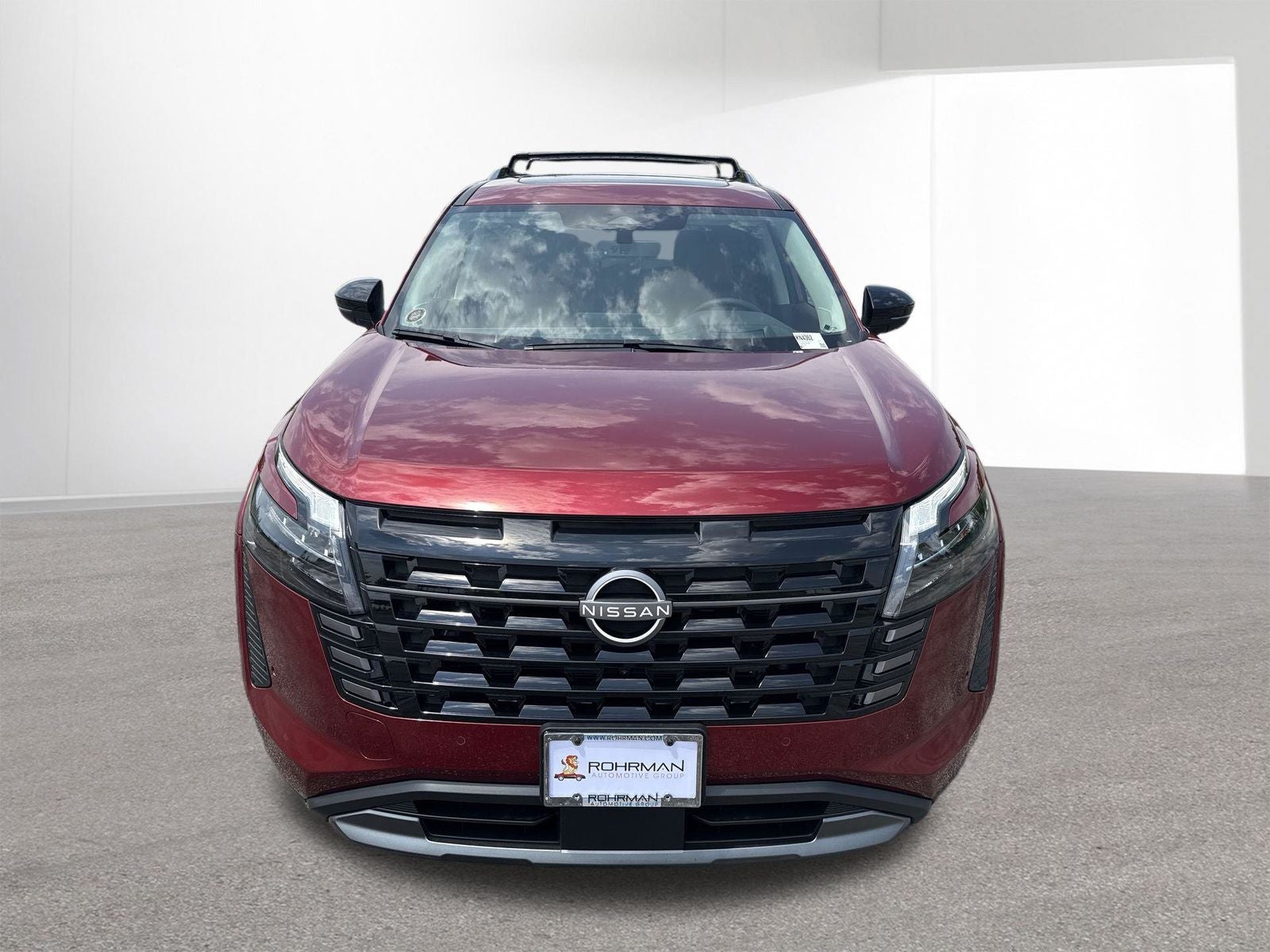 2026 Nissan Pathfinder Platinum Captain Chairs Package