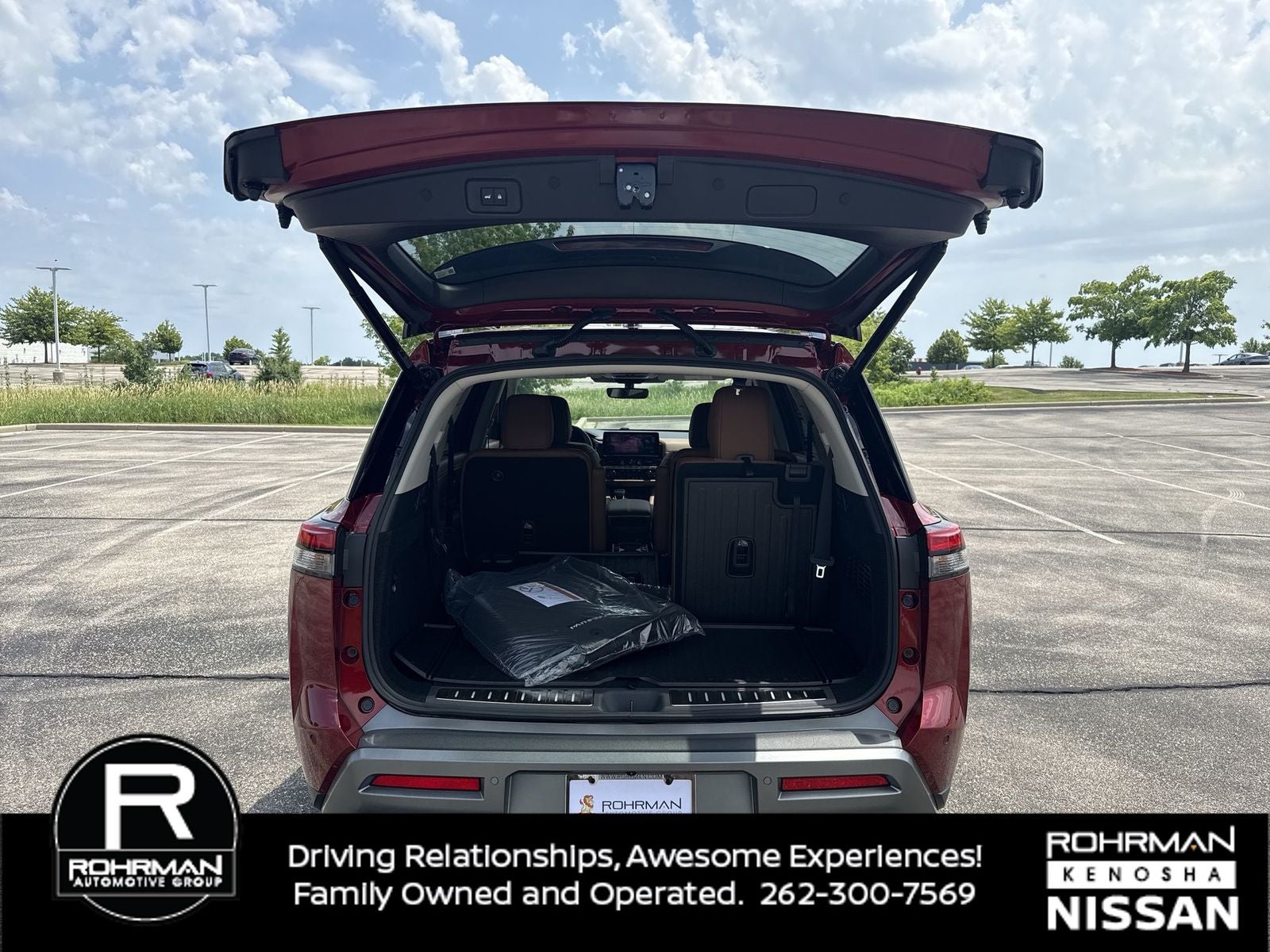2026 Nissan Pathfinder Platinum Captain Chairs Package