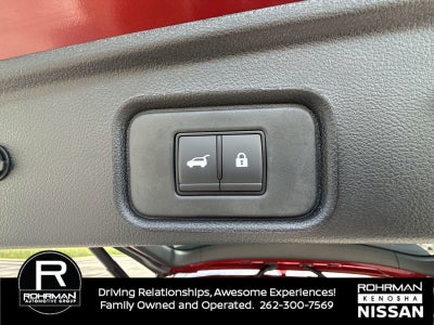 2026 Nissan Pathfinder Platinum Captain Chairs Package