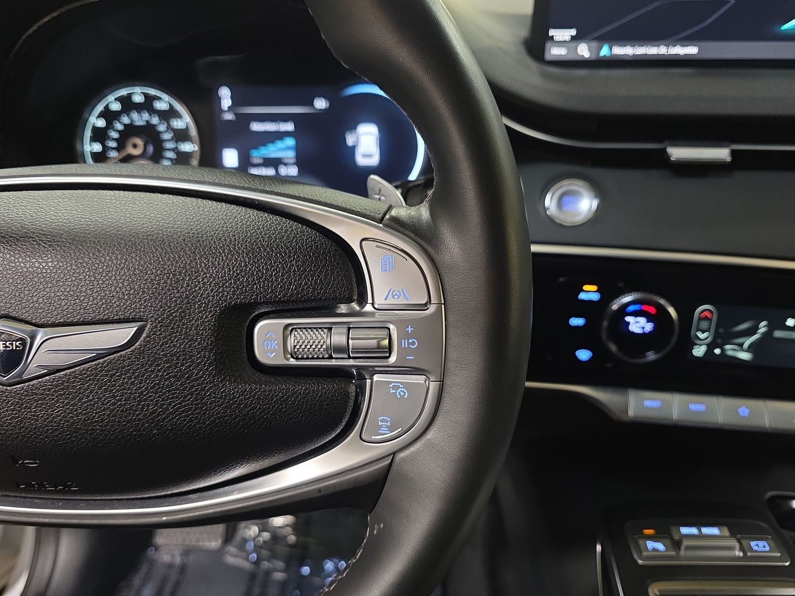 2025 Genesis GV70 2.5T