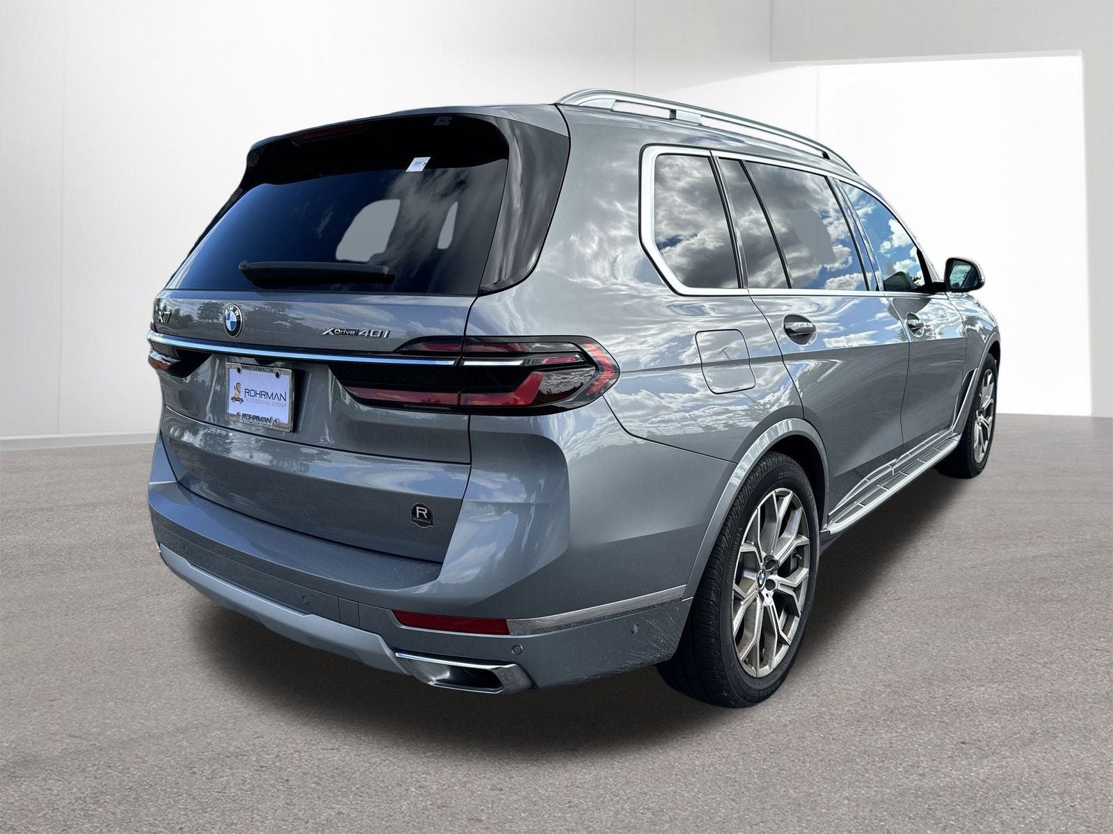 2025 BMW X7 xDrive40i