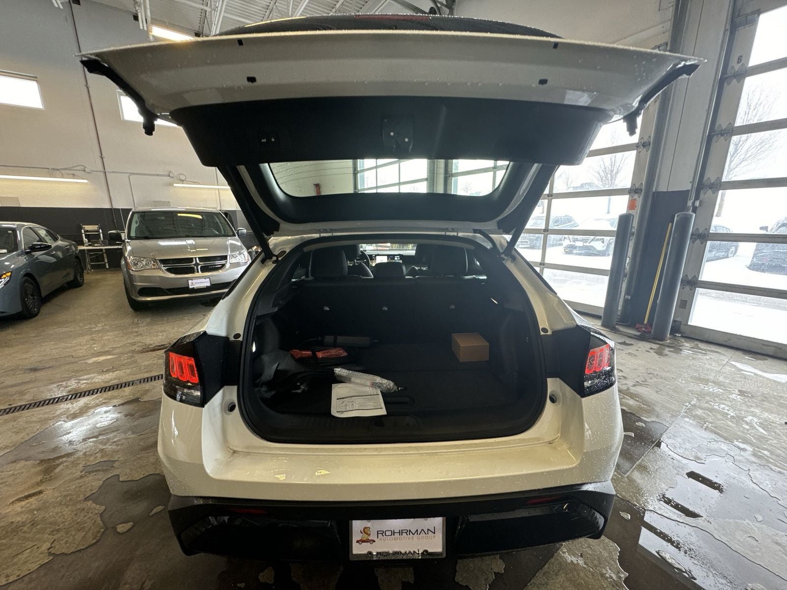 2026 Nissan Leaf PLATINUM+