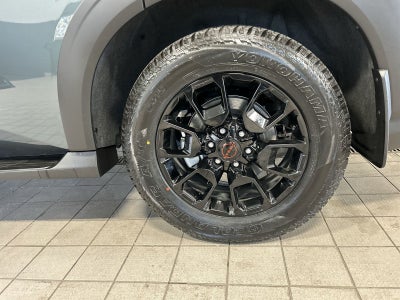 2026 Nissan Armada PRO-4X Premium Package