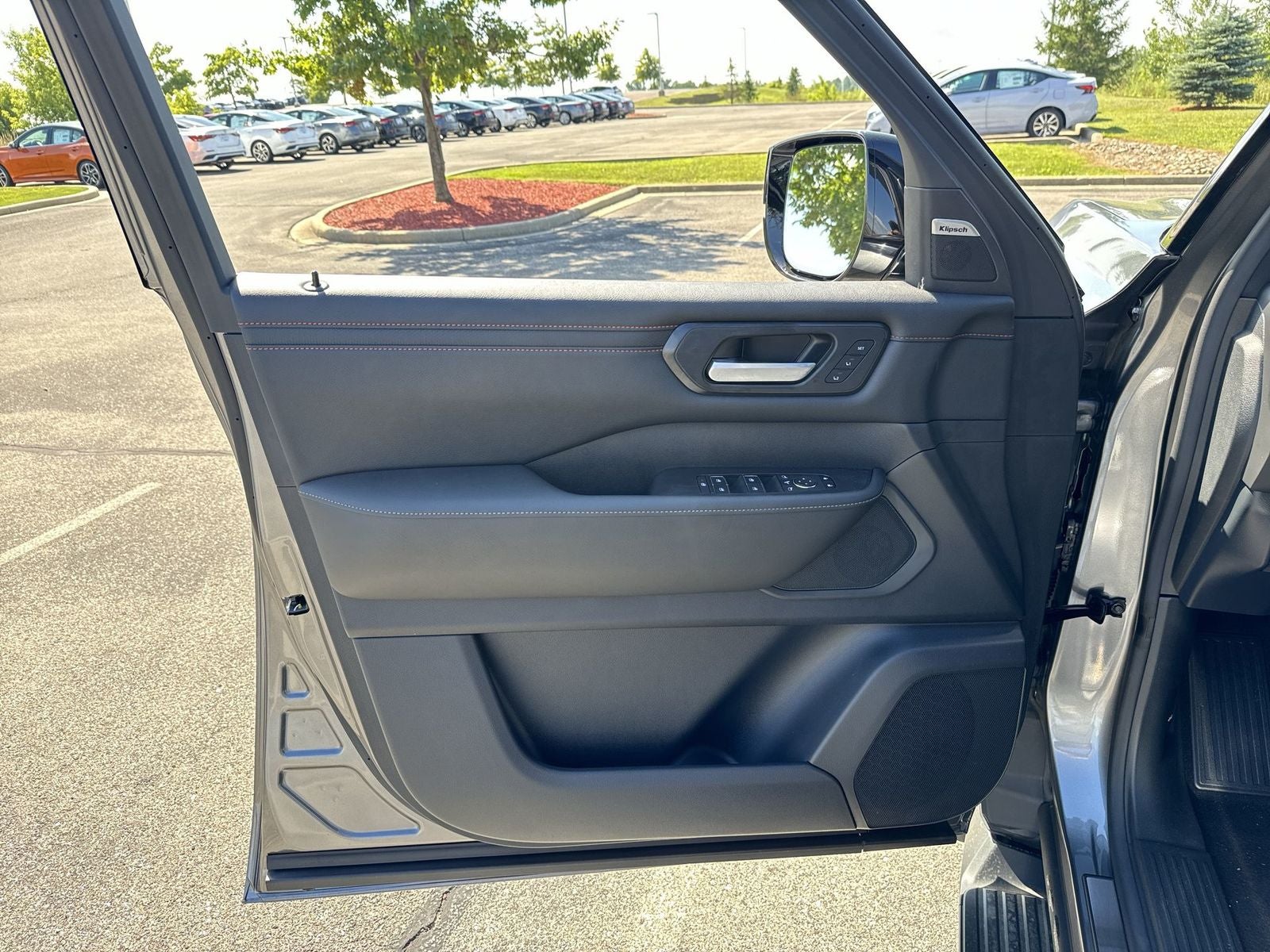 2025 Nissan Armada PRO-4X