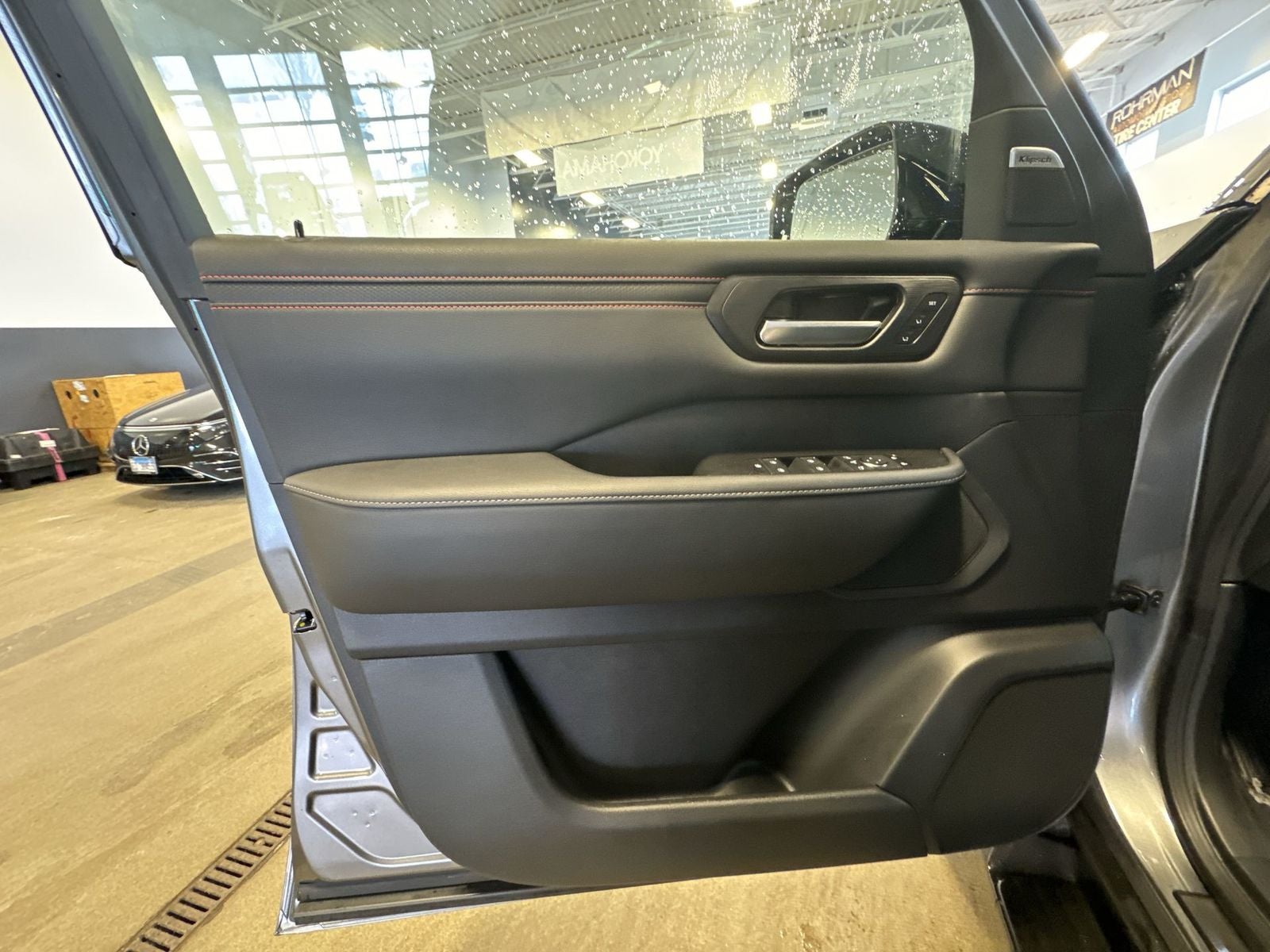 2026 Nissan Armada PRO-4X Premium Package