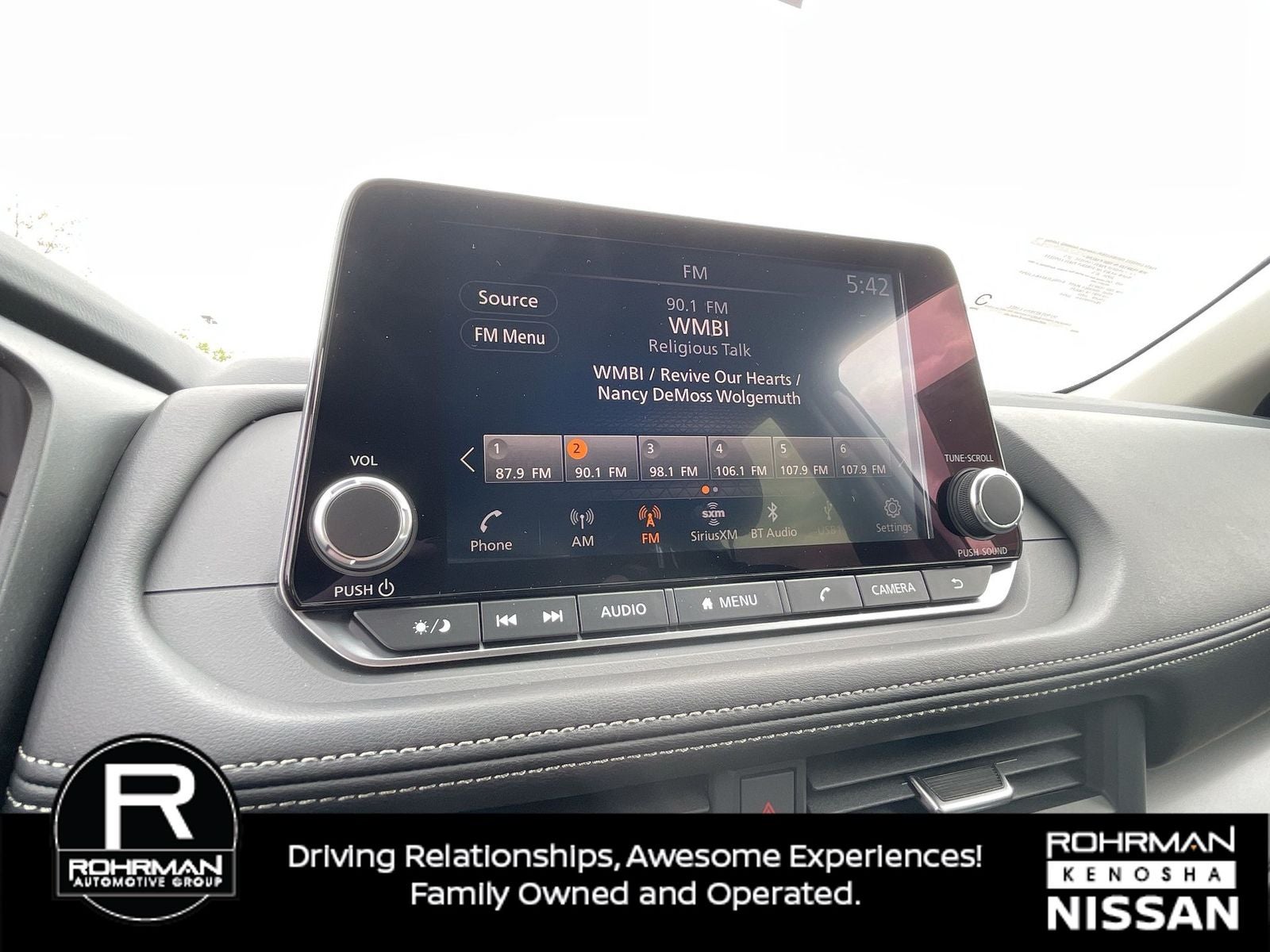 2024 Nissan Rogue SV