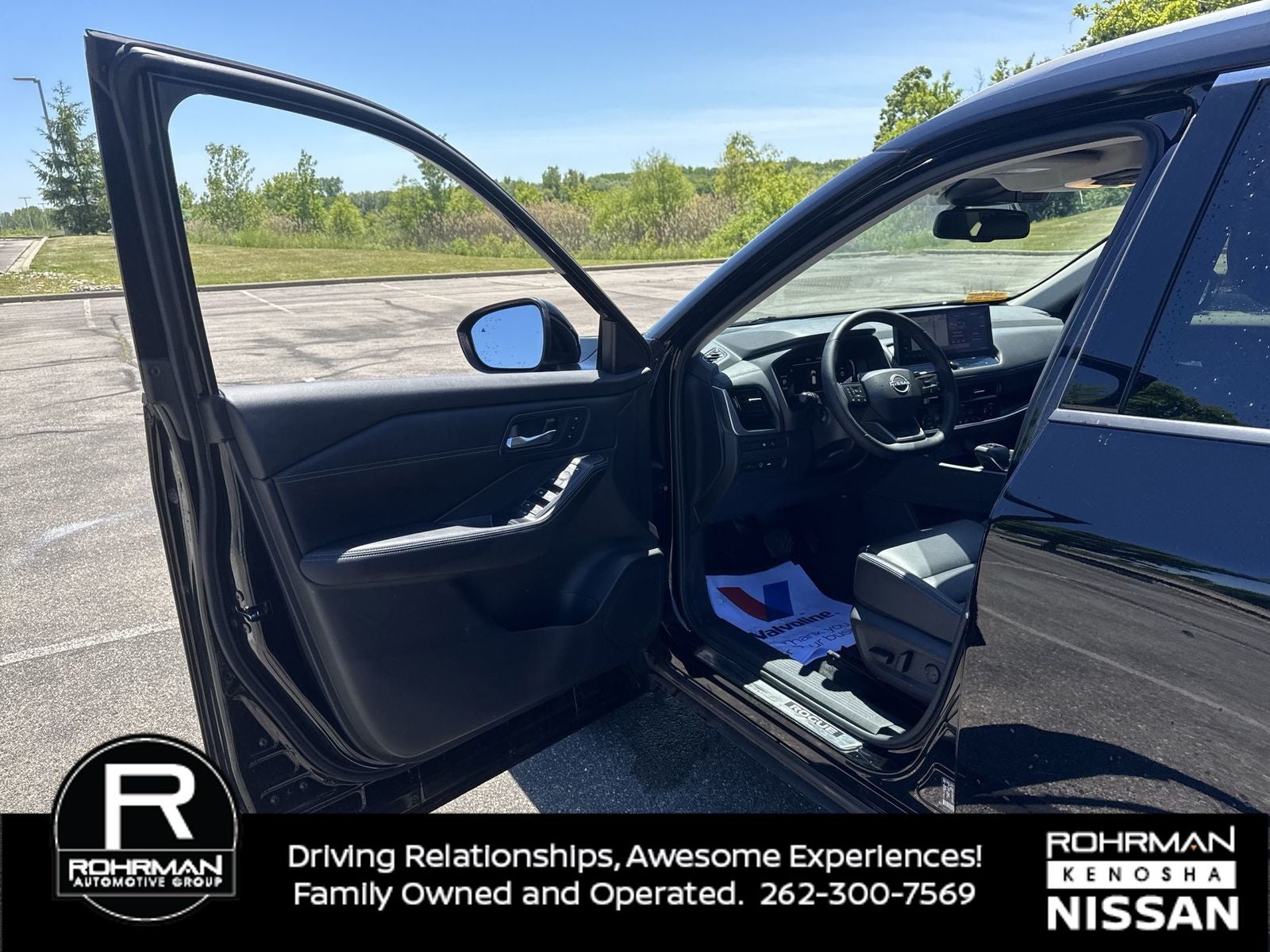 2025 Nissan Rogue SL Premium Package