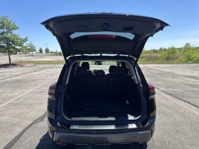 2025 Nissan Rogue SL Premium Package