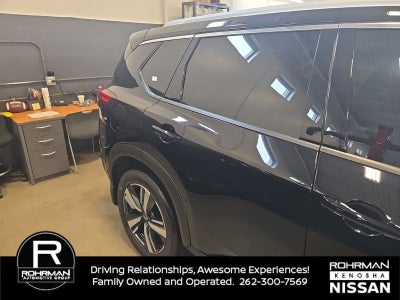 2023 Nissan Rogue SL Premium Package