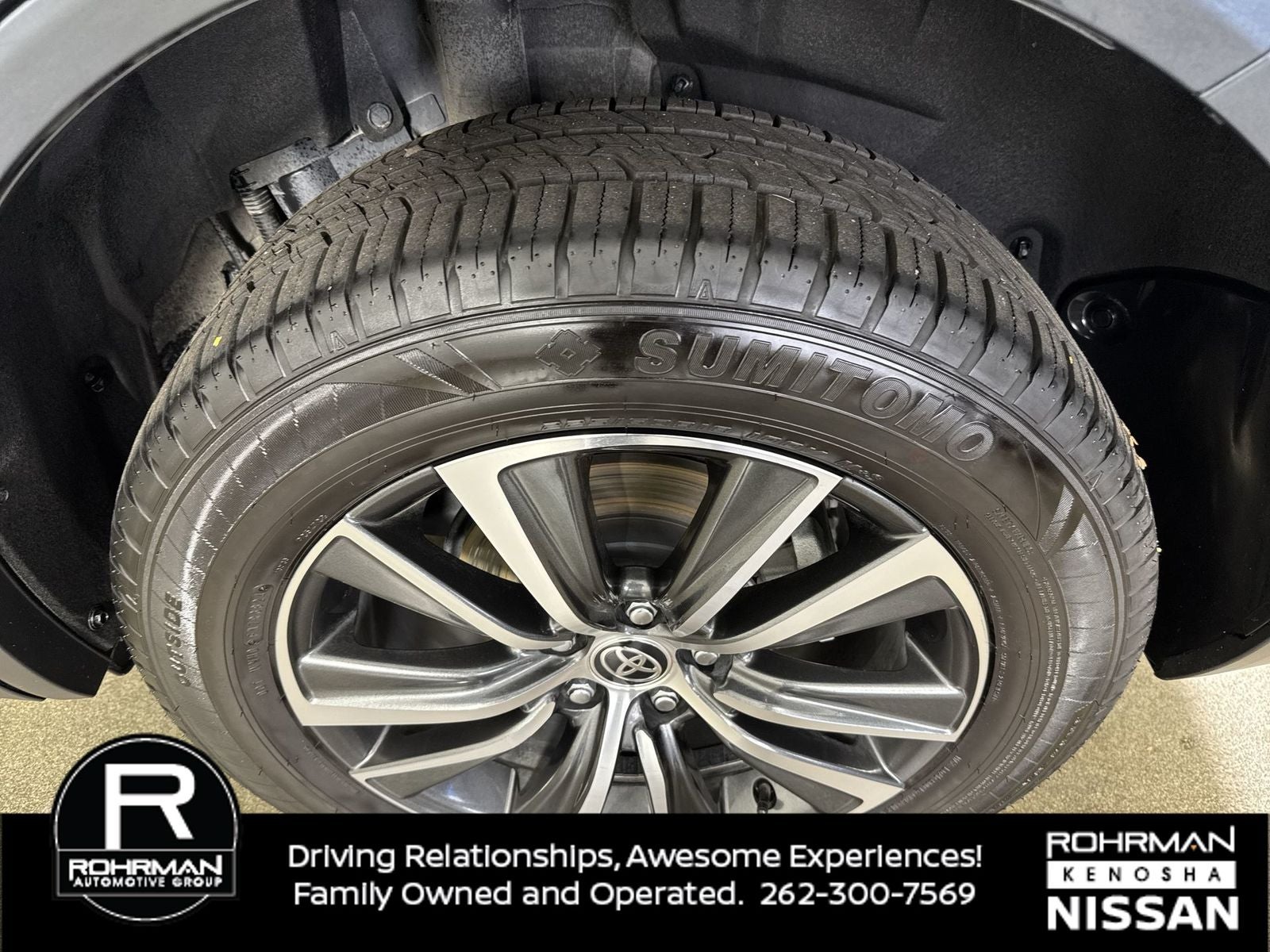 2024 Toyota Venza LE