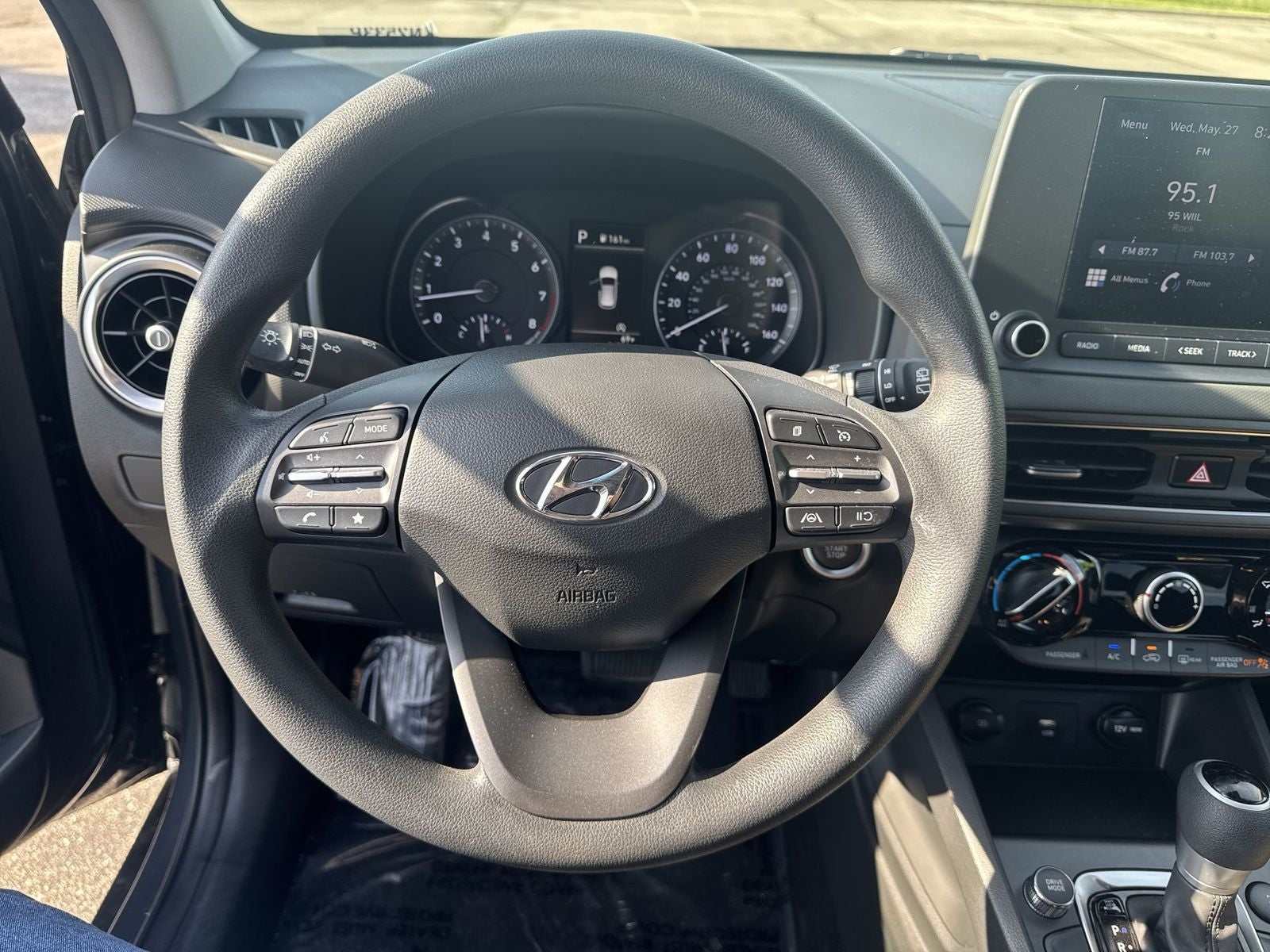 2023 Hyundai Kona SEL - Photo 19