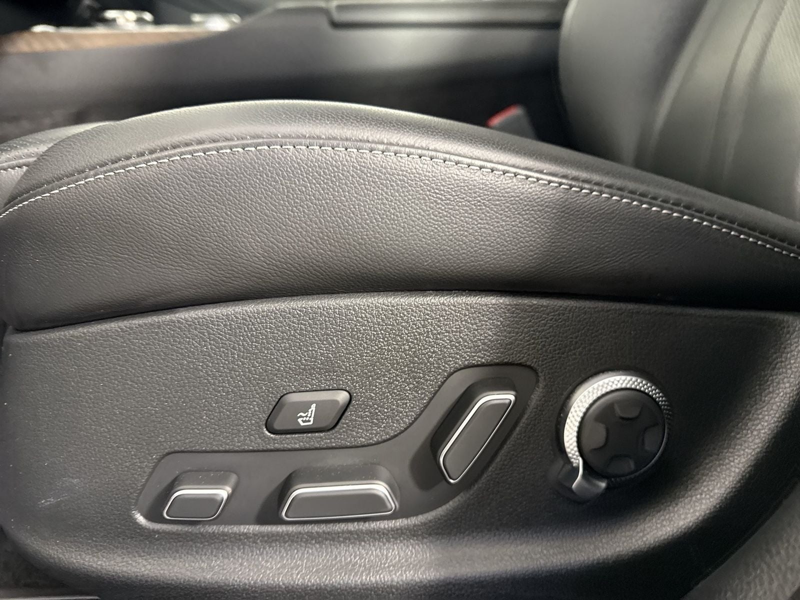 2024 Genesis Electrified G80 Advanced