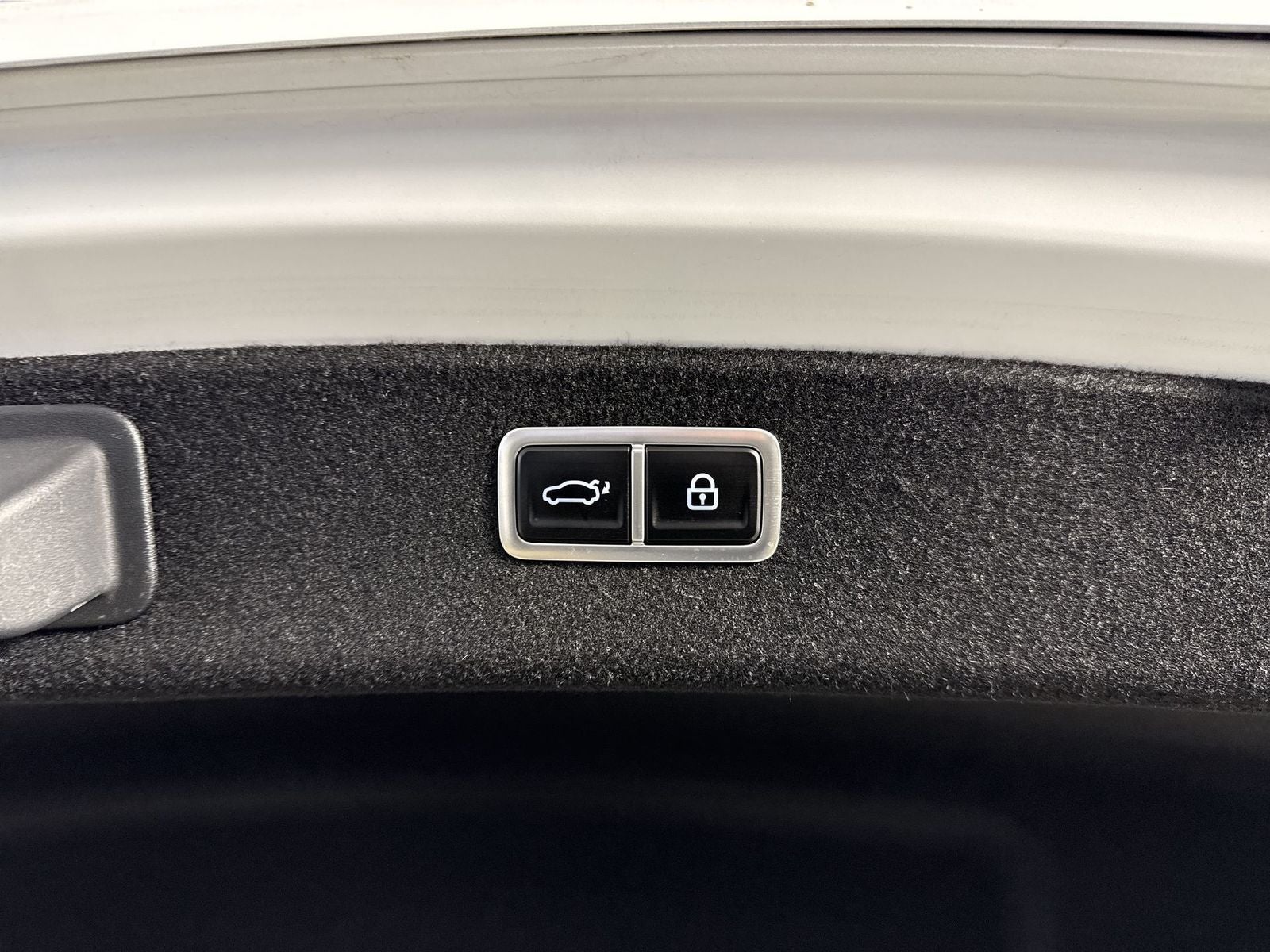 2024 Genesis Electrified G80 Advanced