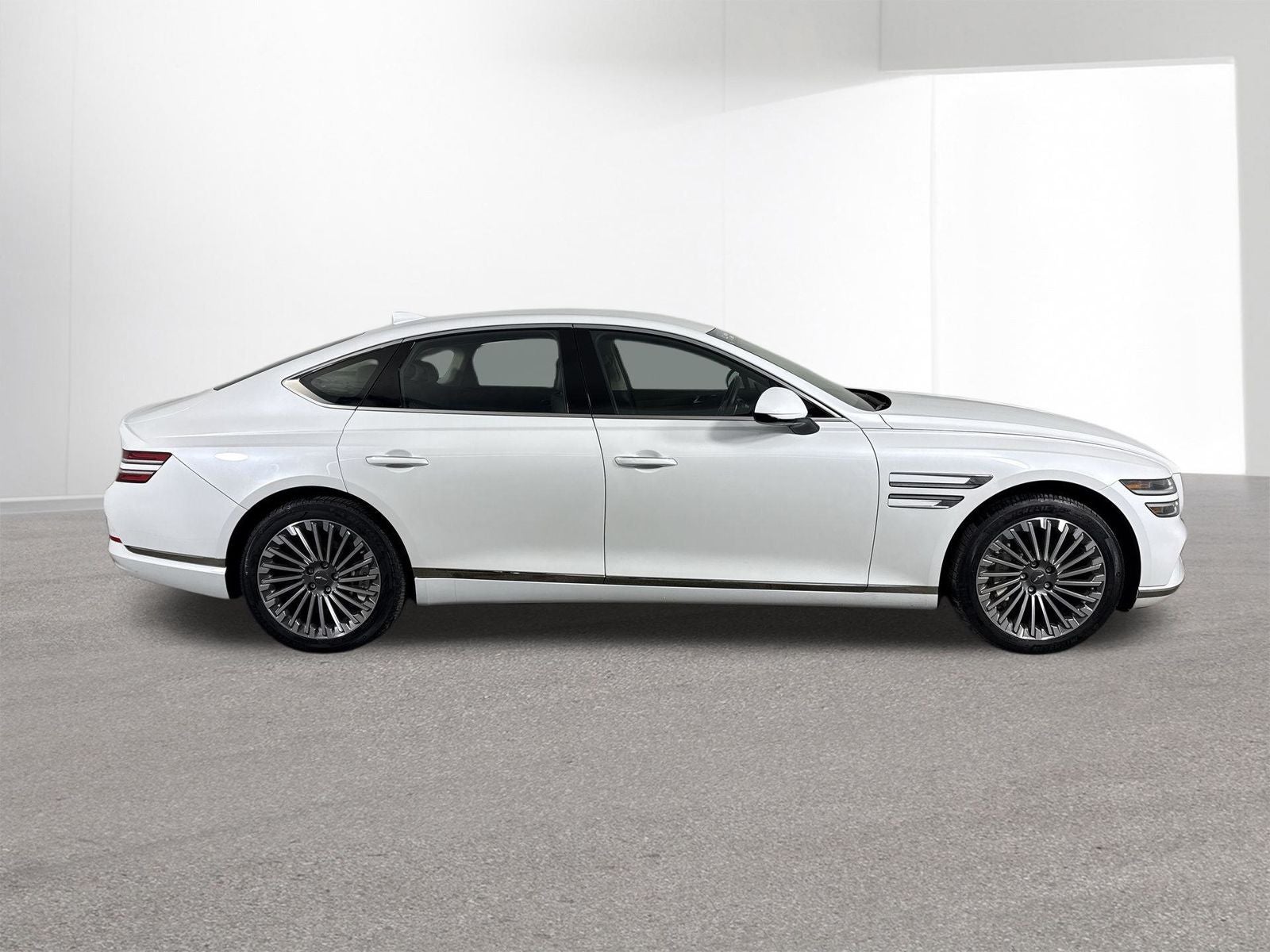 2024 Genesis Electrified G80 Advanced