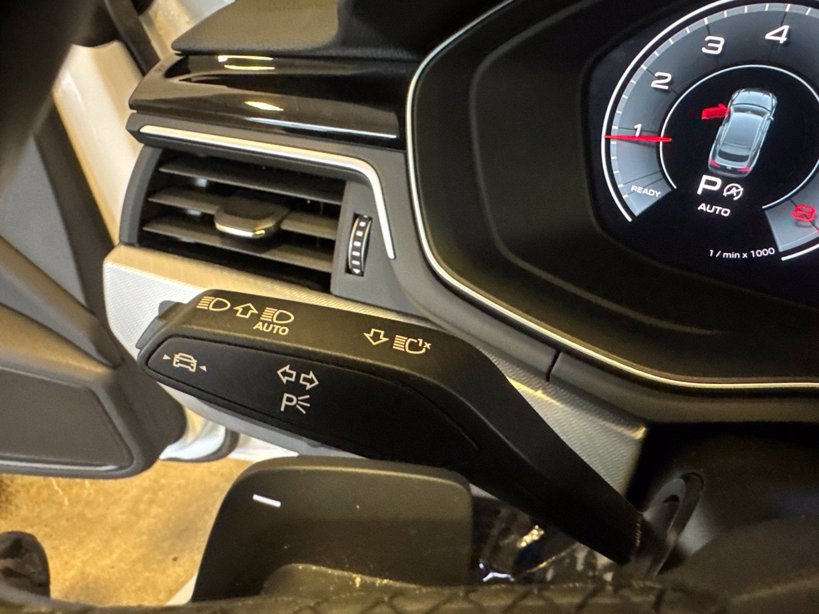 2025 Audi A5 Sportback 45 S line Premium quattro