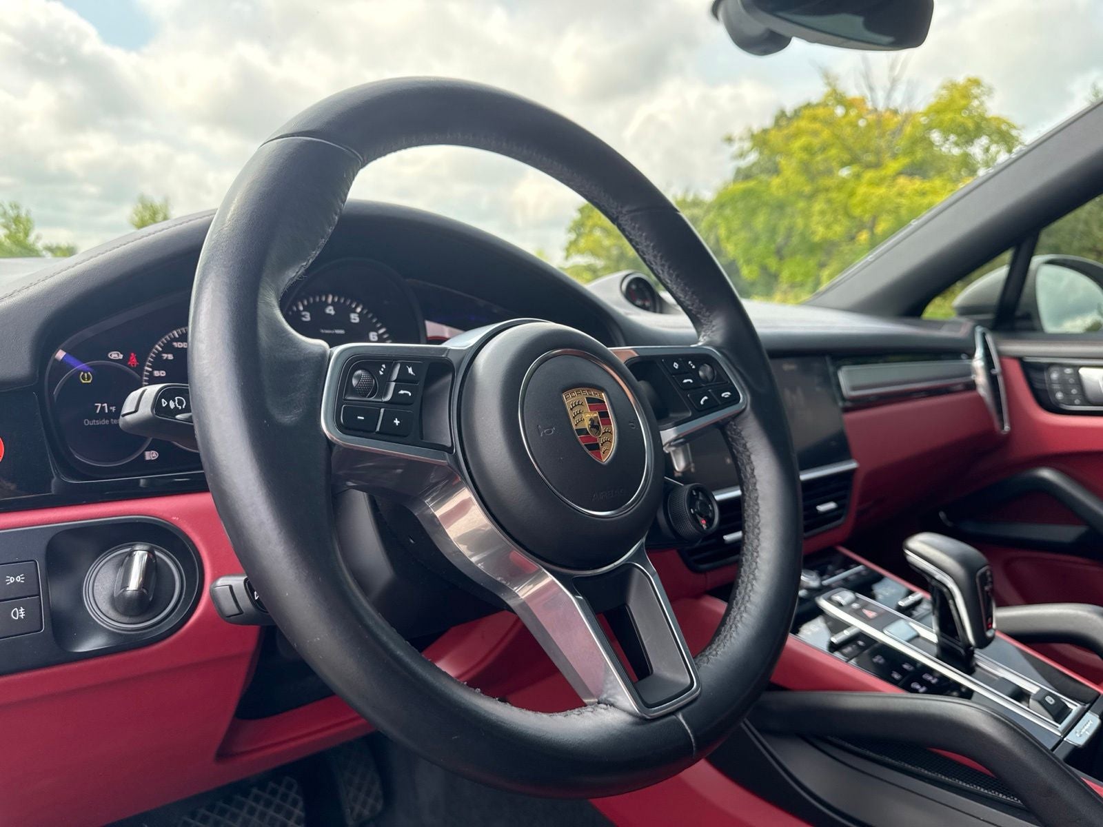 2022 Porsche Cayenne Coupe Platinum Edition