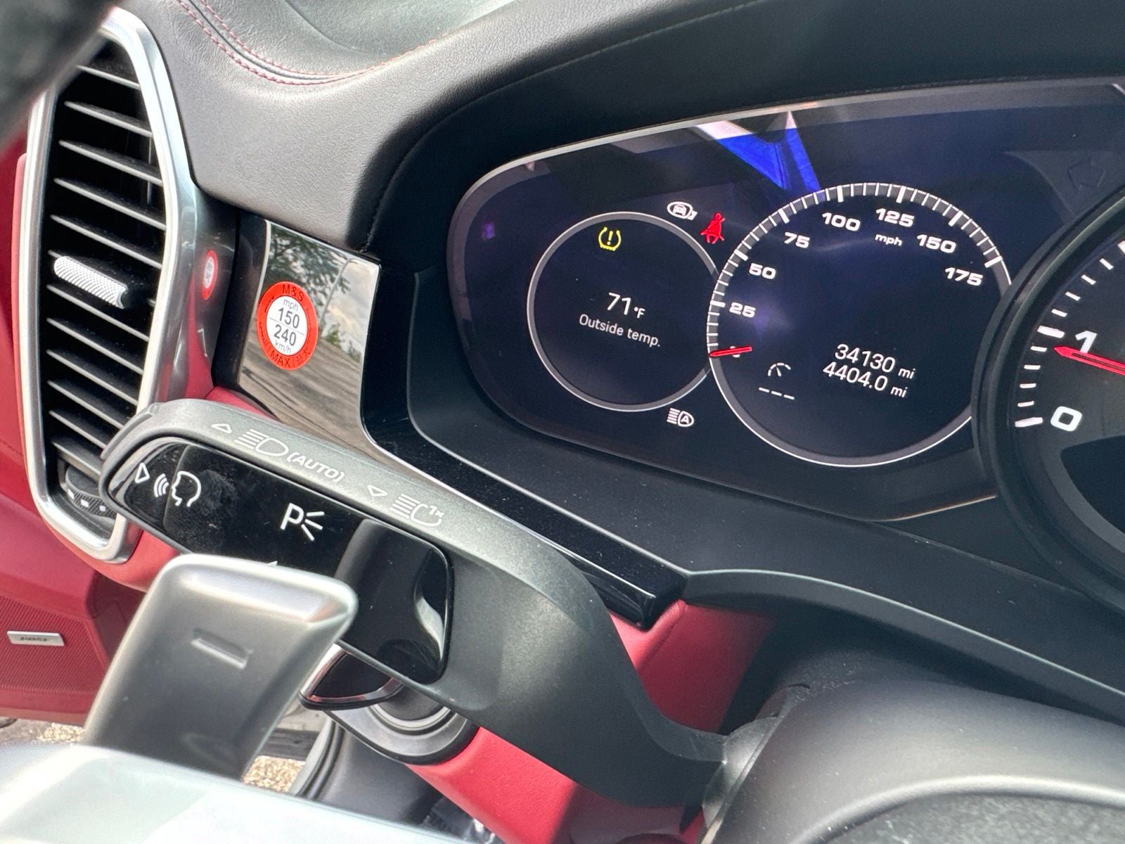 2022 Porsche Cayenne Coupe Platinum Edition