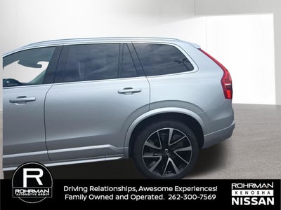 2021 Volvo XC90 T6 Momentum