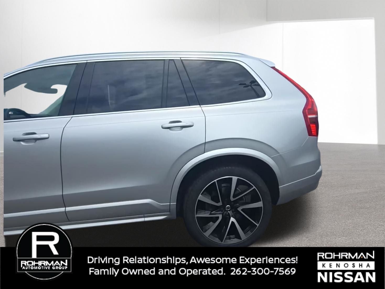 2021 Volvo XC90 T6 Momentum