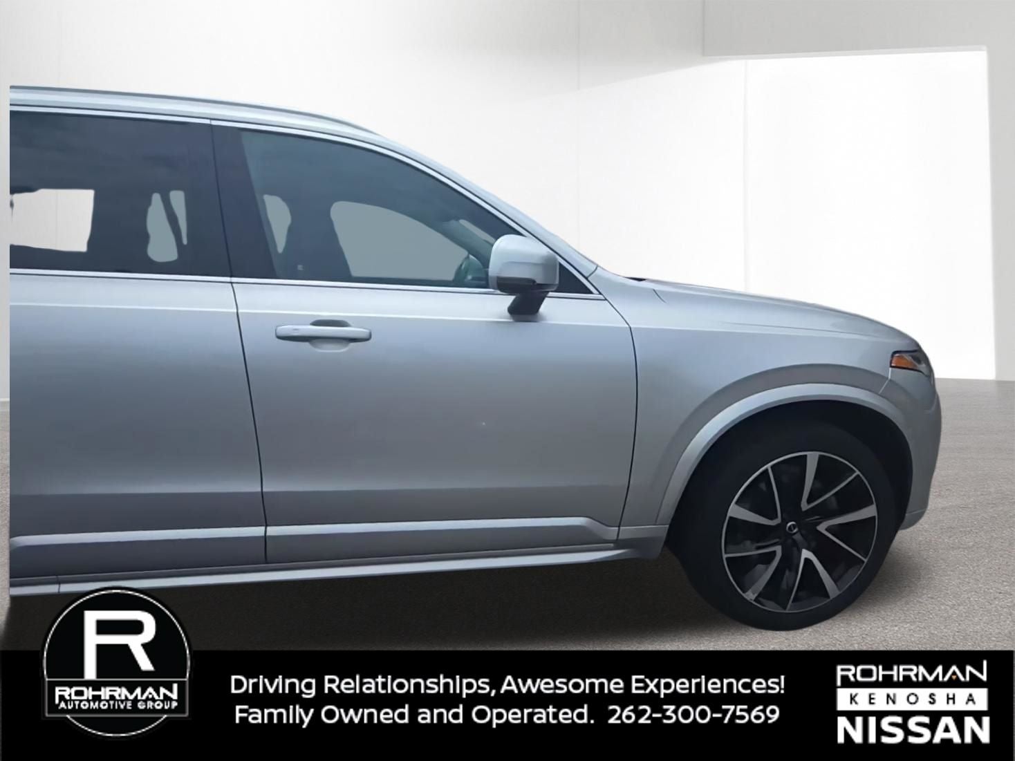 2021 Volvo XC90 T6 Momentum