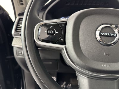 2022 Volvo XC90 Recharge Plug-In Hybrid T8 Inscription 6 Passenger